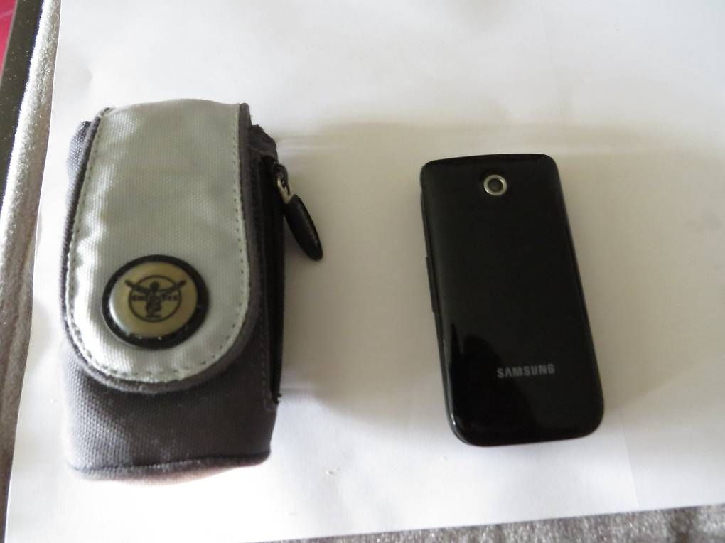 Samsung Handys / Smartphones: Samsung GT-E2530 Klapphandy  gebraucht – Gebraucht aus Pratteln von lupo_cattivo