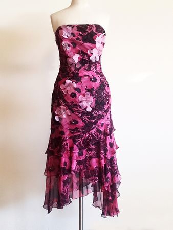 Robe INFINITIF Paris en soie, bustier, fleurs 3D, froncée