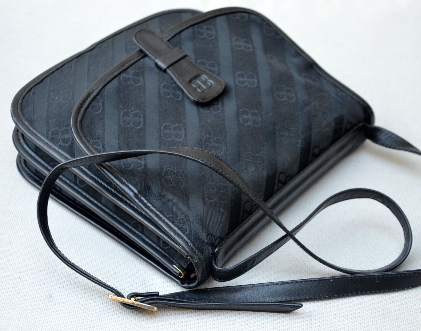 Balenciaga Taschen: Balenciaga Tasche / sac – Gebraucht aus Collonges von Auganien 1