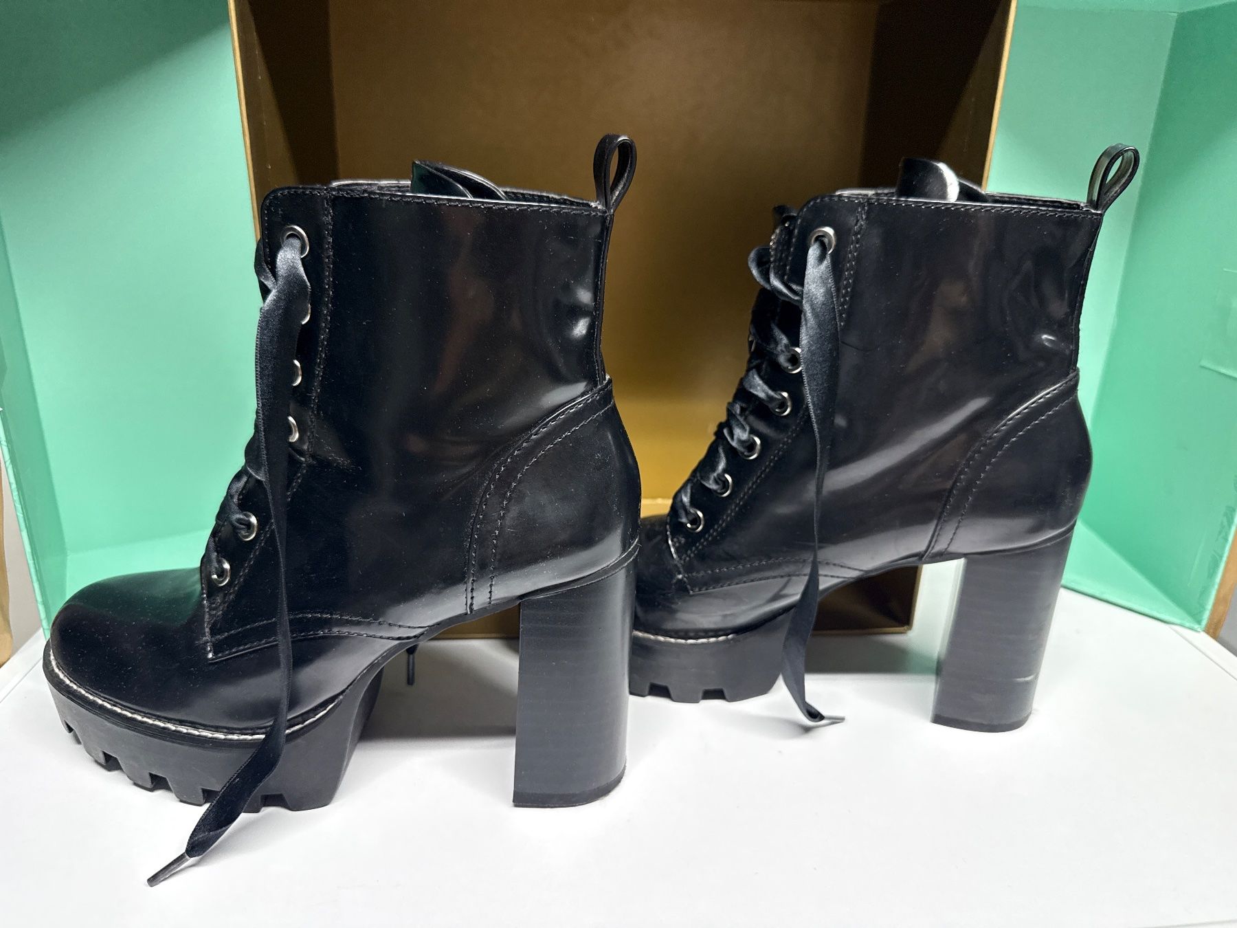 Zara Chaussures filles: STIEFEL ZARA gr 38 – D'occasion à Birr par WalkyriaM 2