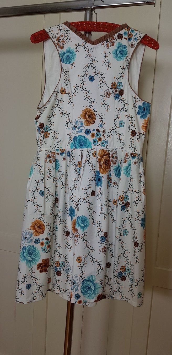 Vestiti: Kleid, Tracht, Dirndl, Neu, Gr. 42 44 – Nuovo e nell'imballaggio originale da Uster venduto da Astral 4