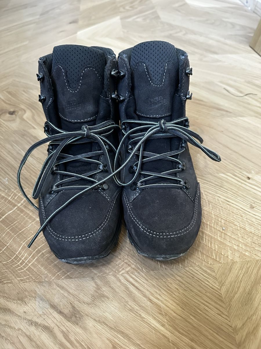 Hanwag Scarpe da donna: Hanwag Damen Wanderschuhe Gr. 39,5 – Usato da Pfaffhausen venduto da sar_lg8t