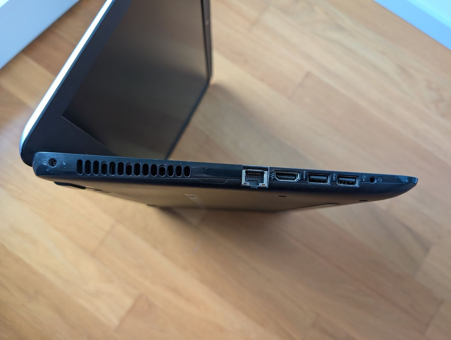 Hewlett Packard Notebooks: HP Notebook 15-ay097nz SSD Core i7 Windows 11 Office 365 – Gebraucht aus Meyrin von pc1parts 6