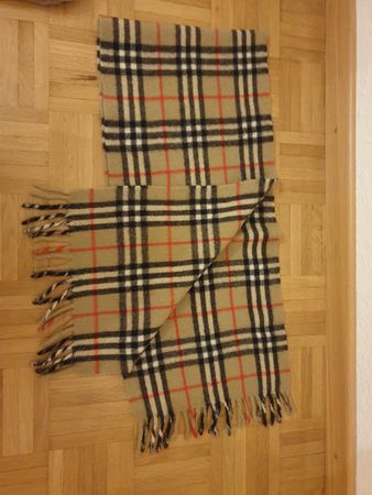 Écharpe Burberry classique, laine, très bon état