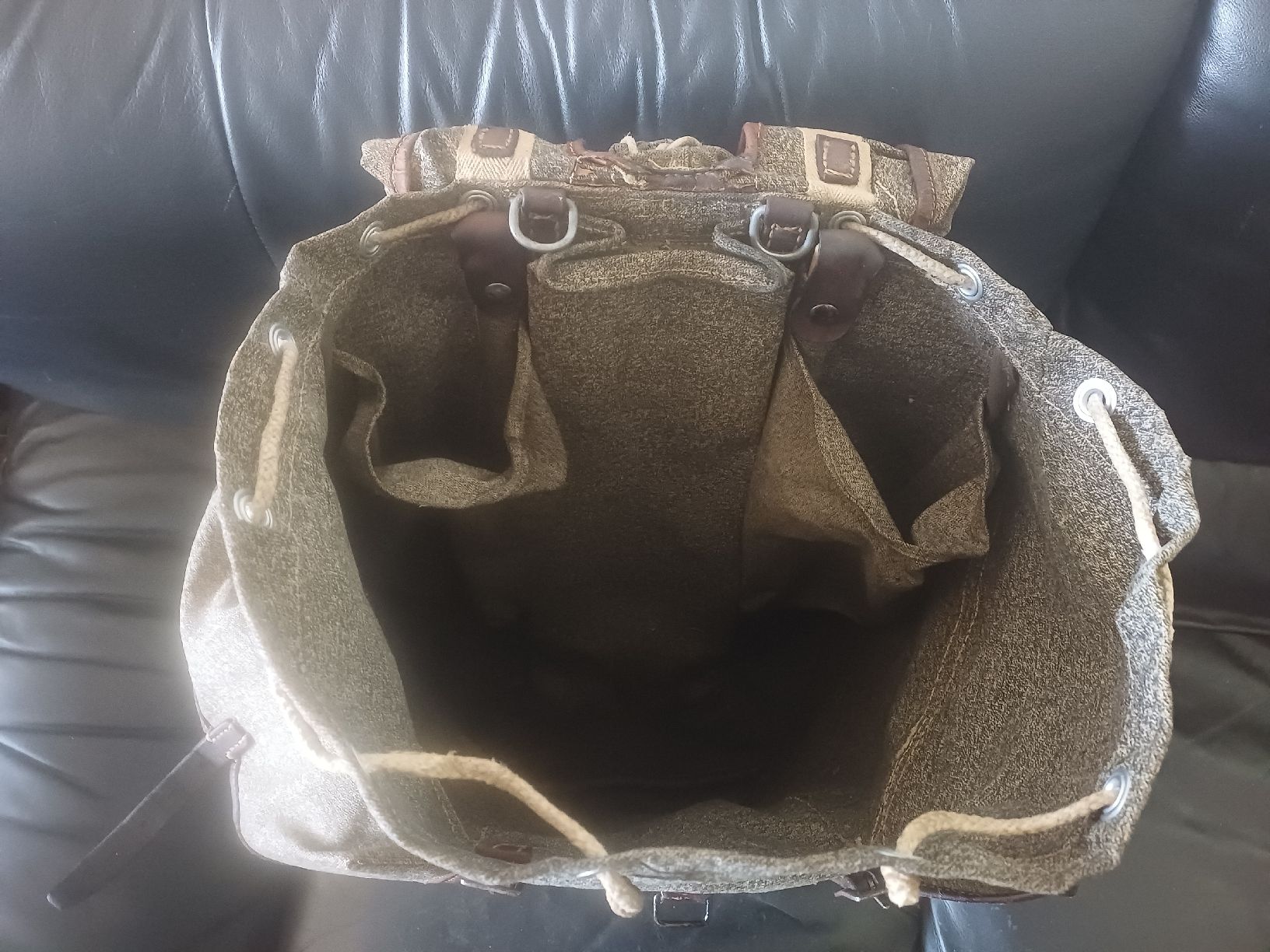 Armée suisse Sacs à dos: Alter Gebirgsrucksack der Schweizer Armee – D'occasion à Ebersecken par Napf08 6