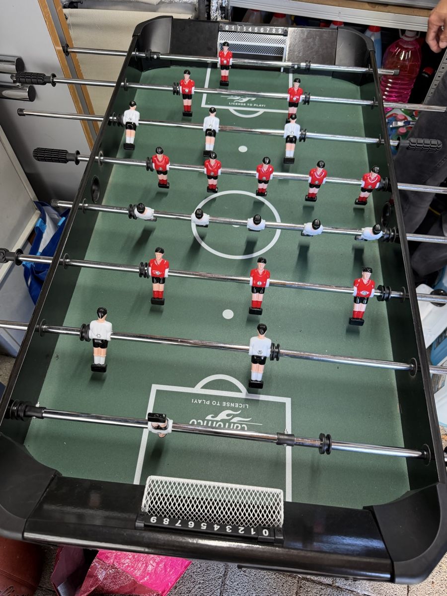 Jouets: Töggelikasten – D'occasion à Sennhof par furkanAlb