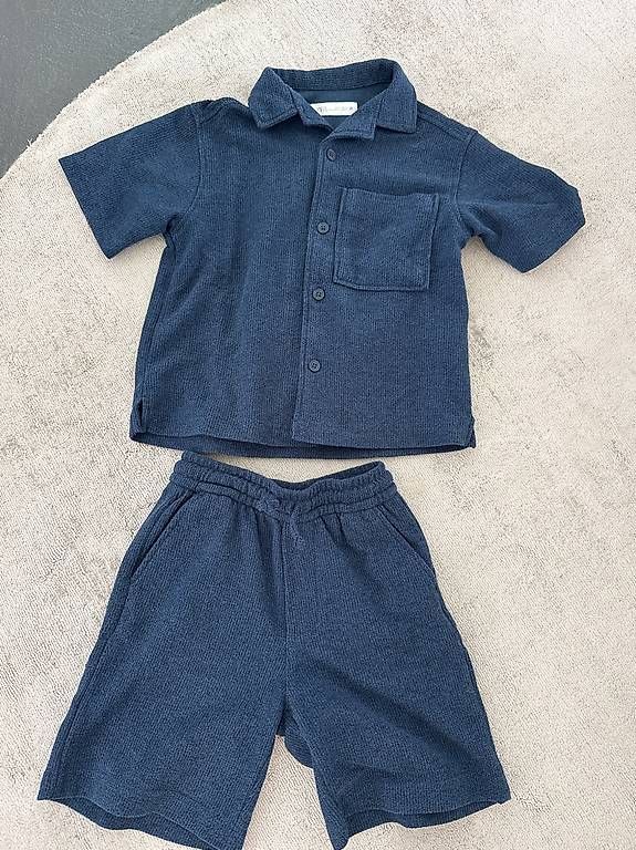 Zara Lotti & Set di vestiti: Zara Set Jungen blau Gr 122 – Usato da Horgen venduto da wal_gb8v