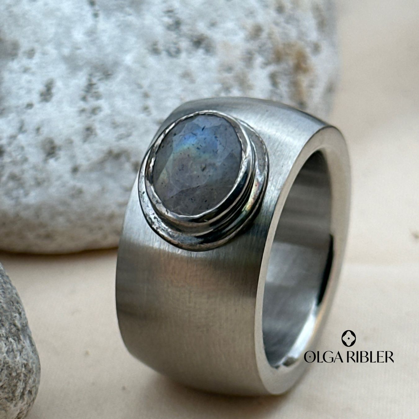 Olga Ribler Bagues: Edelstahl Statement  Ring mit Labradorite Grösse 60 – Neuf (Voir description) à Luzern par Schmuckoutlet 7