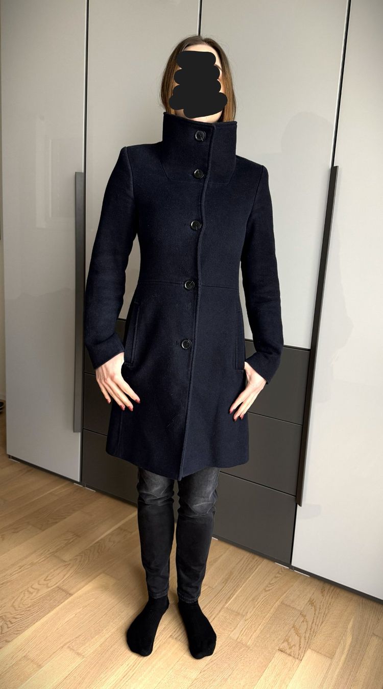 Esprit Cappotti: ESPRIT Mantel 32DE dunkelblau – Usato da Sachseln venduto da WertvollWeiter 1