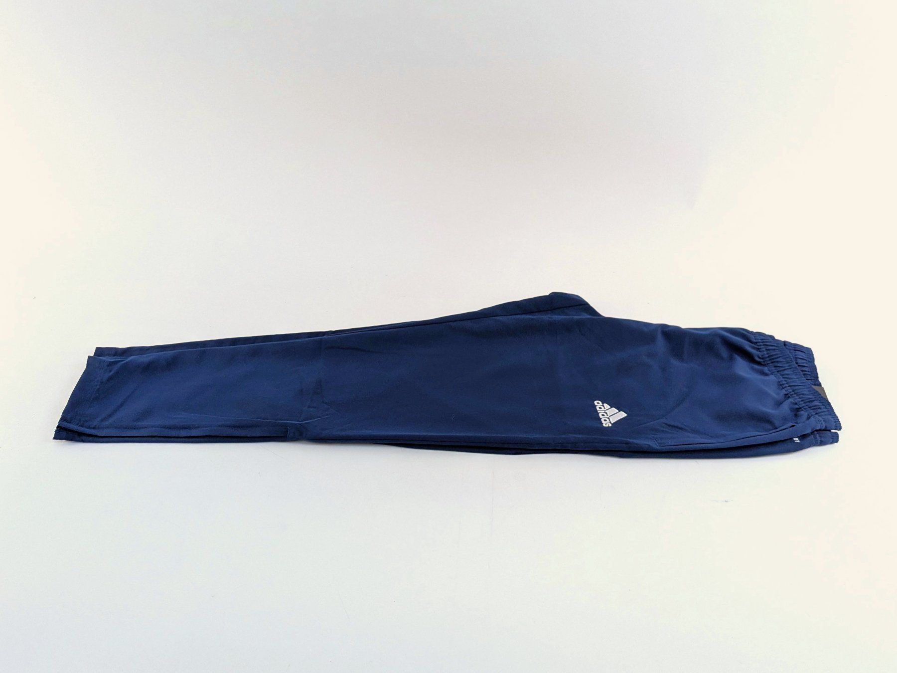 Adidas Pantalons: ADIDAS Trainerhose, Gr. M, dunkelblau – Neuf (Voir description) à Dintikon par Restwert_Dintikon 4