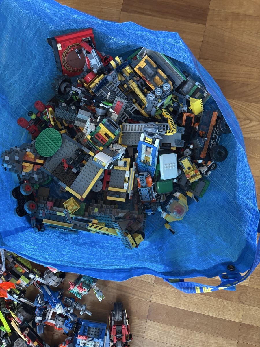 Lego Giocattoli: Viele verschiedene Lego s – Usato da Birrwil venduto da Hallwilersee24 3