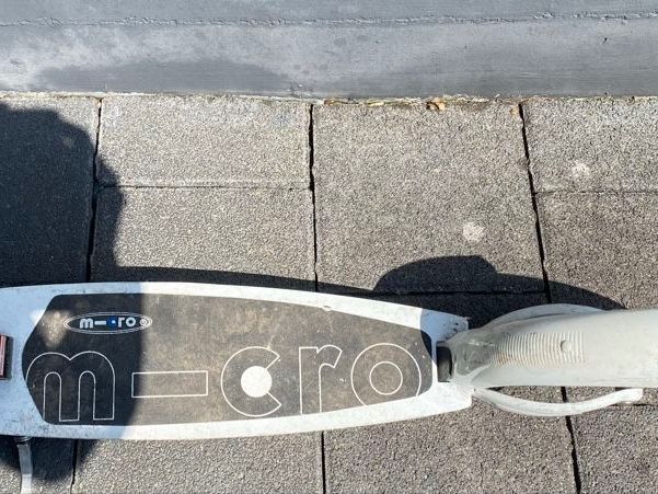 Micro Kickboard: SCOOTER MICRO BIG WHEELS WEISS – D'occasion à Malters par Kuettel1 4