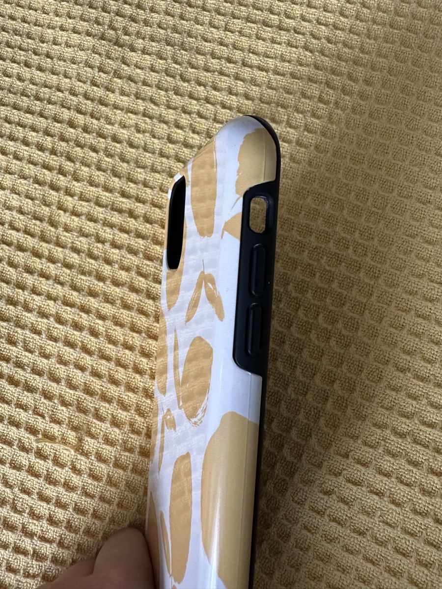 Apple Coques & Protection écran: Burga Handyhülle Iphone 11 – D'occasion à Herisau par jar_fl7m 3