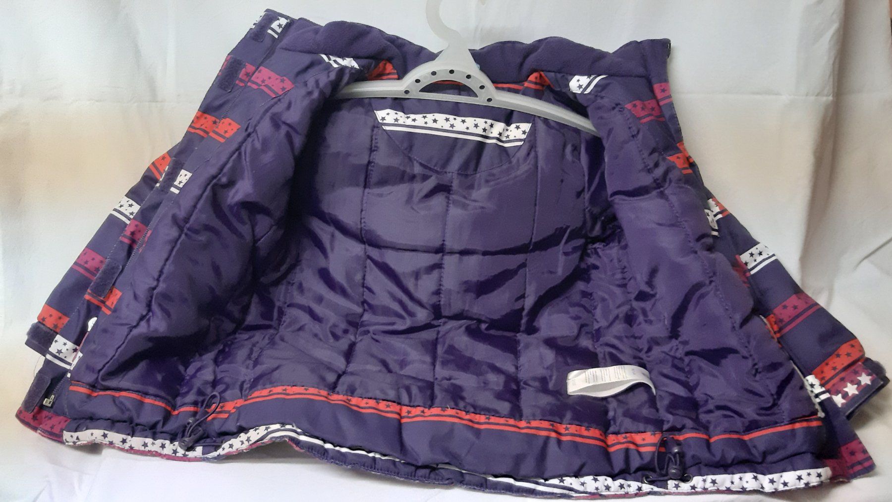 Tchibo Giacche & Cappotti: Stylische Winterjacke Mädchen Gr. 98/104 – Usato da Wiler b. Utzenstorf venduto da ryan81 1