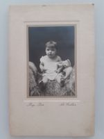 Foto Kind mit Teddy antik um 1900