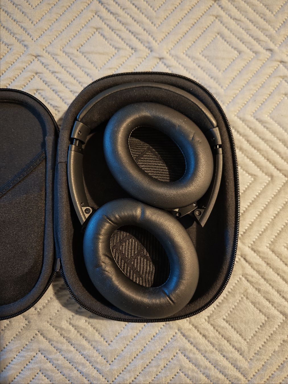Bose Cuffie: Bose QC35 quiet confort – Usato da Grand-Lancy venduto da Gonzo1610 2