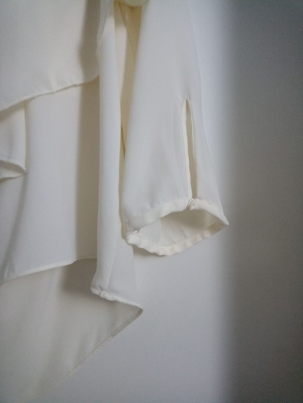 Zara Blusen: Bluse Beige Grösse M Zara Basic Collection – Gebraucht aus Volketswil von Car1 2