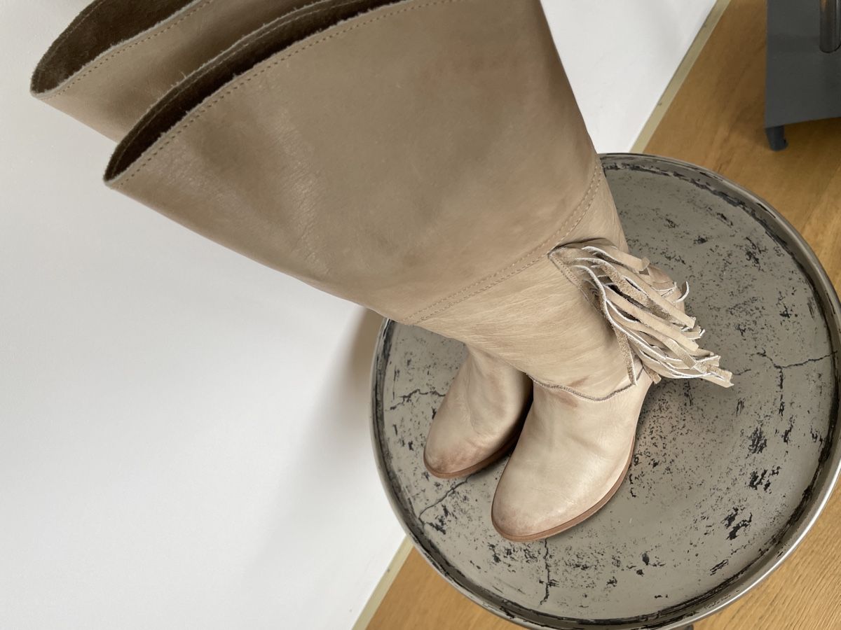 Scarpe da donna: Lederstiefel creme (Cowboystil) – Usato da Grenchen venduto da M_ina 4