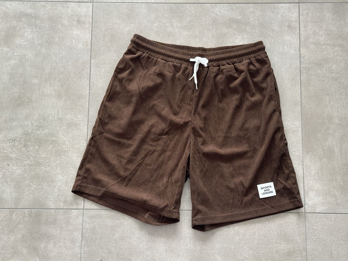 Pantaloni: New men shorts – Nuovo (secondo la descrizione) da Lugano venduto da _tuttifrutti_