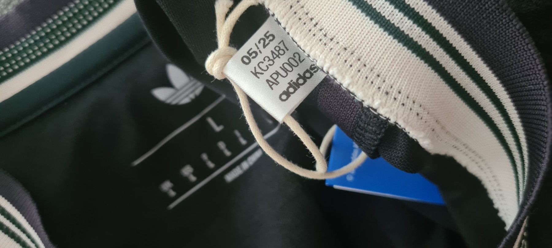 Juventus Leibchen & Hosen: Juvents Third Authentic Trikot 25/26 – Neu und originalverpackt aus Frauenfeld von mas1750 5