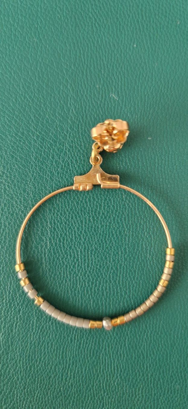 Orecchini pendenti & Orecchini a lobo: Boucles d'oreilles pendantes dorées, perles dorées et grises – Usato da Münchenbuchsee venduto da capa2014 1