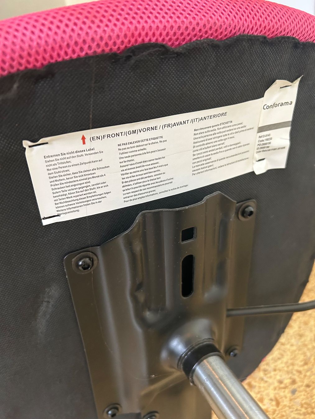 Conforama Chaises: Kinderbürostuhl – D'occasion à Wabern par belka72 4