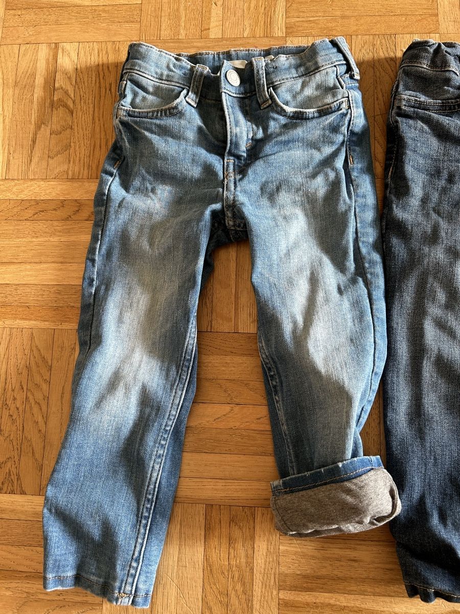 H&M Pantaloni: Lot de 3 jeans doublés H&M / taille 98 – Usato da Meyrin venduto da Bronx86 1