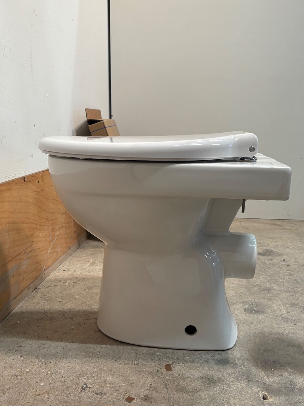 Geberit WC: Neue und ungebrauchte Geberit Toilette inkl. Sitz und Deckel – Gebraucht aus Winterthur von ReUse_Baumarkt 5