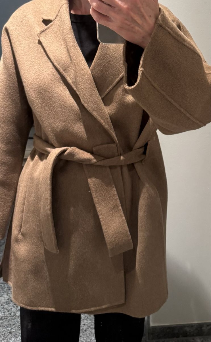 Massimo Dutti Mäntel: Mantel Massimo Dutti beige mit Bindegurt Grösse S – Gebraucht aus Zürich von Grace07