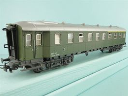 Liliput H0 ÖBB 1/2 Kl. Wagen