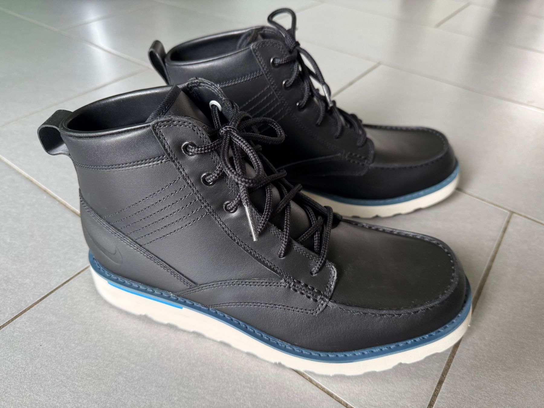 Nike Scarpe da uomo: Nike Kingman Leather Sneaker / Stiefel Grösse 46 - schwarz – Nuovo (secondo la descrizione) da Basel venduto da jetzt-wird-gemistet 6