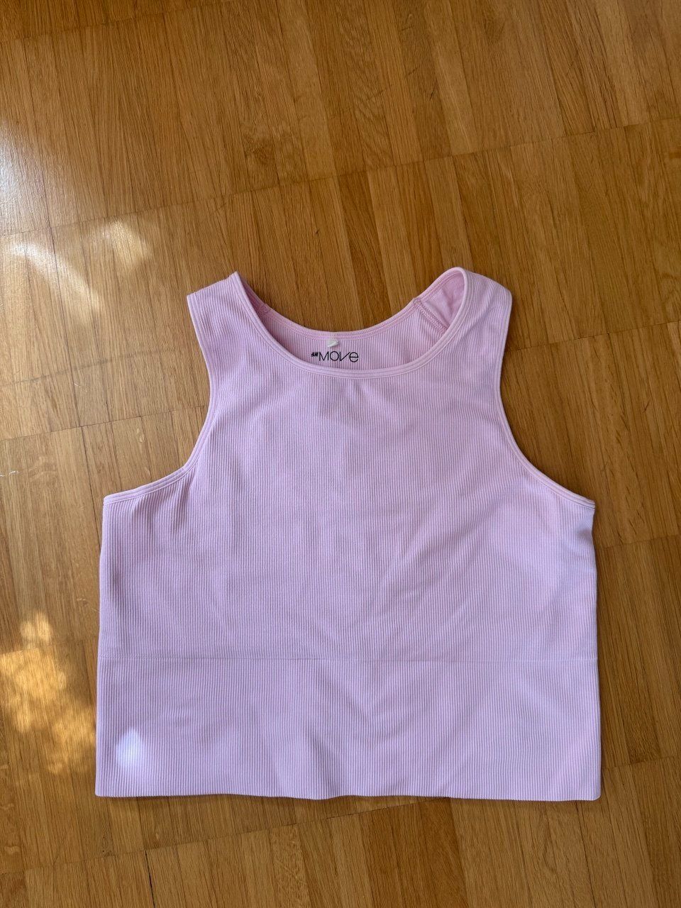 H&M Top: HM Move pink top size L – Usato da Zürich venduto da futurmutur