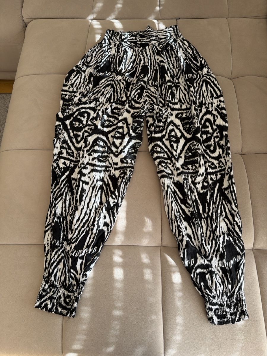 Pantalons: Sommerhose – D'occasion à Benglen par Jumanah 2