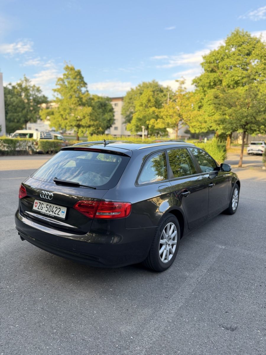 Audi Autos: Audi A4 2.0 TDI 2015JG – D'occasion à Cham par ABhome10 2