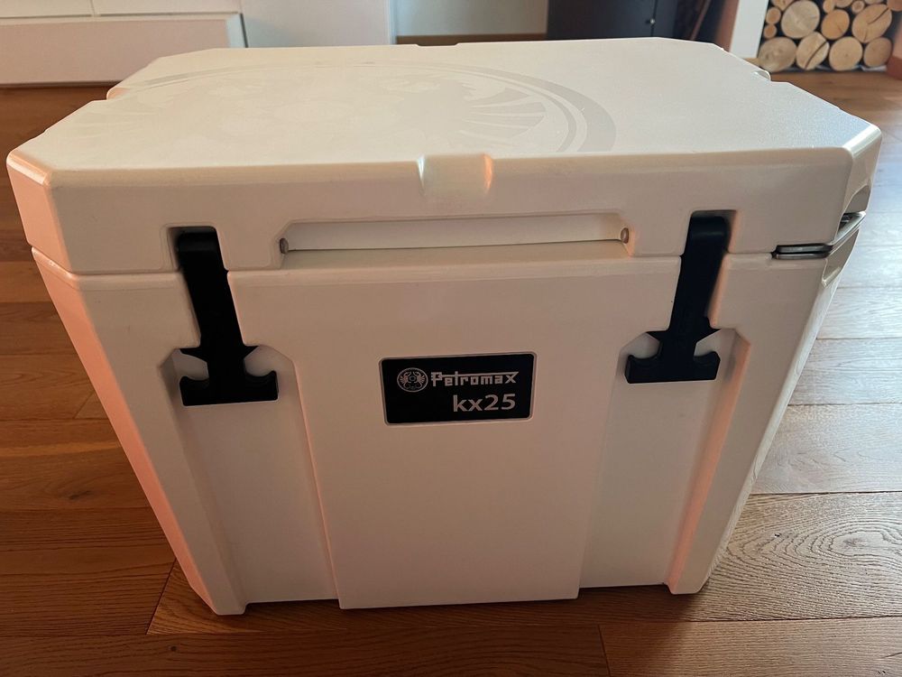 Petromax Passiv-Kühlbox/Kühlschrank 25 Liter weiss