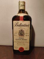 Flasche Ballantine's Finest Scotch Whisky Italien Blombe