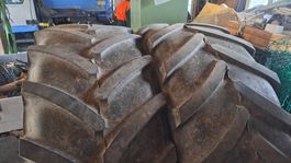 Traktor Reifen  gebraucht mit Felge pasend zu steyer 9100