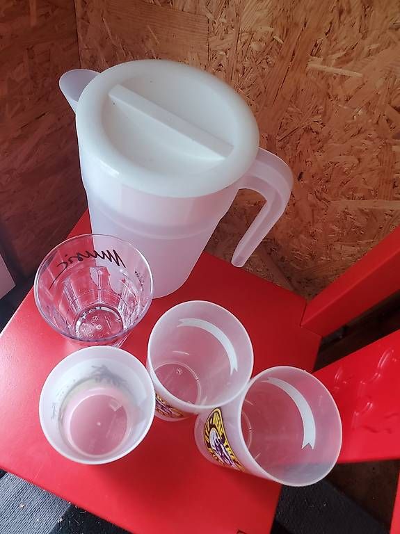 Contenitori & Simili: Plastikbecher und Plastik-Kanne – Usato da Lanzenhäusern venduto da ste_tvc7 2
