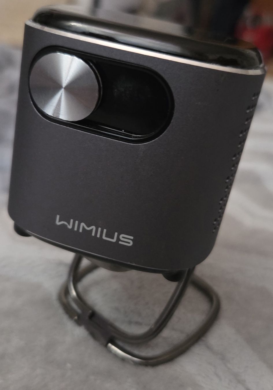 Wimius Videoprojektoren: Beamer Wimius – Gebraucht aus Gelterkinden von sar_8vcz 8