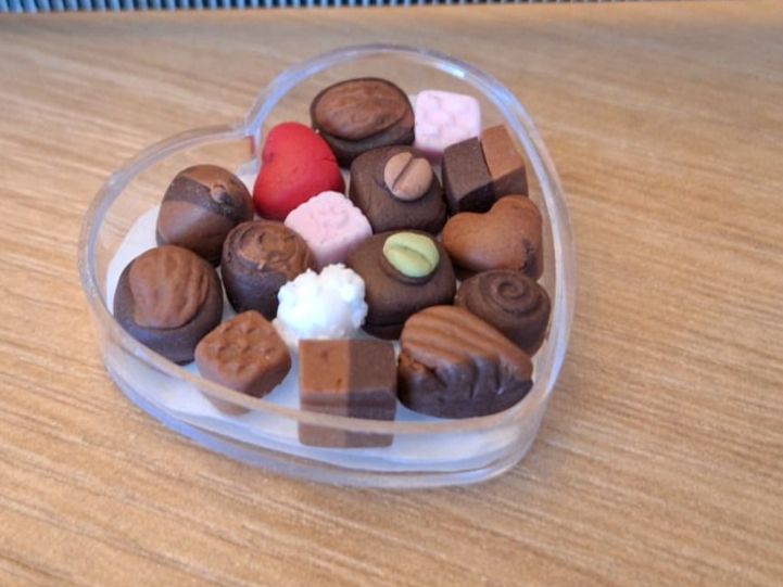 Puppenhäuser & -möbel: Handmade Pralinen – Neu (gemäss Beschreibung) aus Zürich von HandmadeTinyFood 2