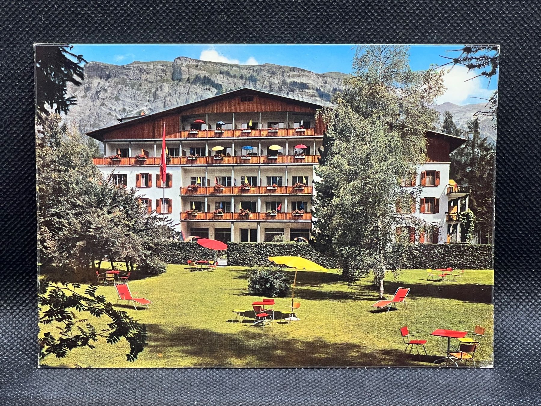 Ansichtskarten: Flims-Waldhaus, Hotel Adula mit Flimserstein – Gebraucht aus Widnau von Brusi9