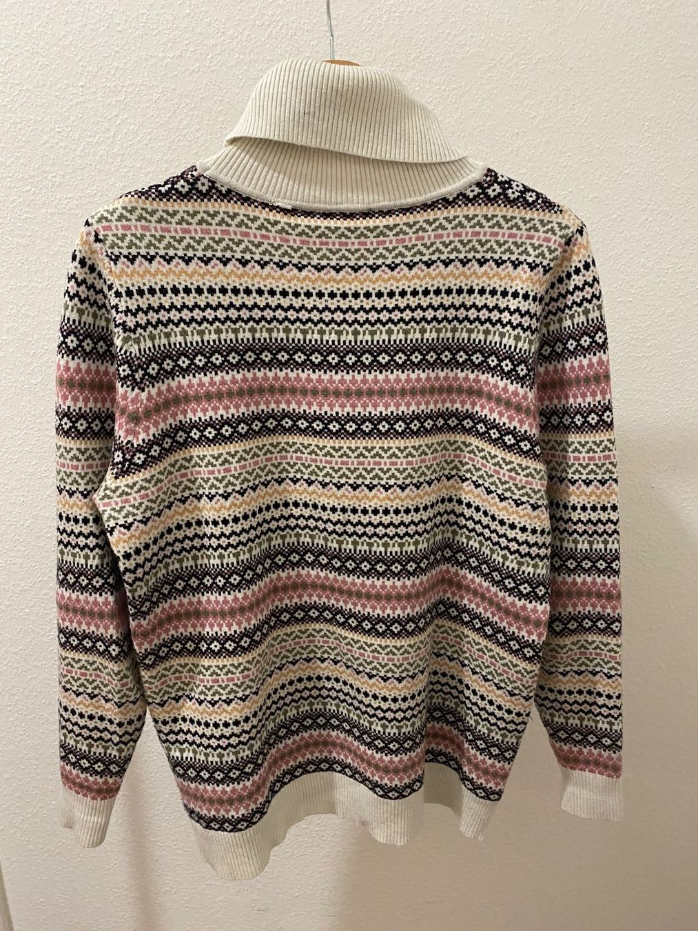 Maglioni & Felpe: Pullover mit Rollkragen weiss & farbig Gr. 42 – Usato da Pratteln venduto da a23_j2gs 2