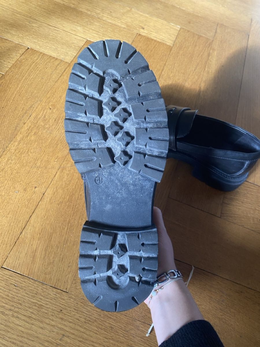 Scarpe da donna: Schwarze Loafers – Usato da Bern venduto da ilon4 2