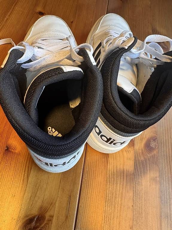 Scarpe da uomo: Adidas Schuhe  – Usato da Bad Ragaz venduto da mor_d7kw 1