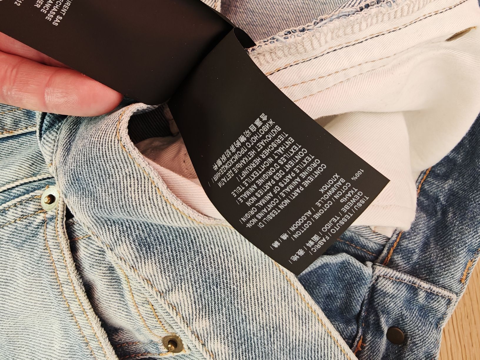 Saint Laurent Jeans: SAINT LAURENT Denim Shorts lang – Nuovo (secondo la descrizione) da Erlenbach ZH venduto da nlh 5