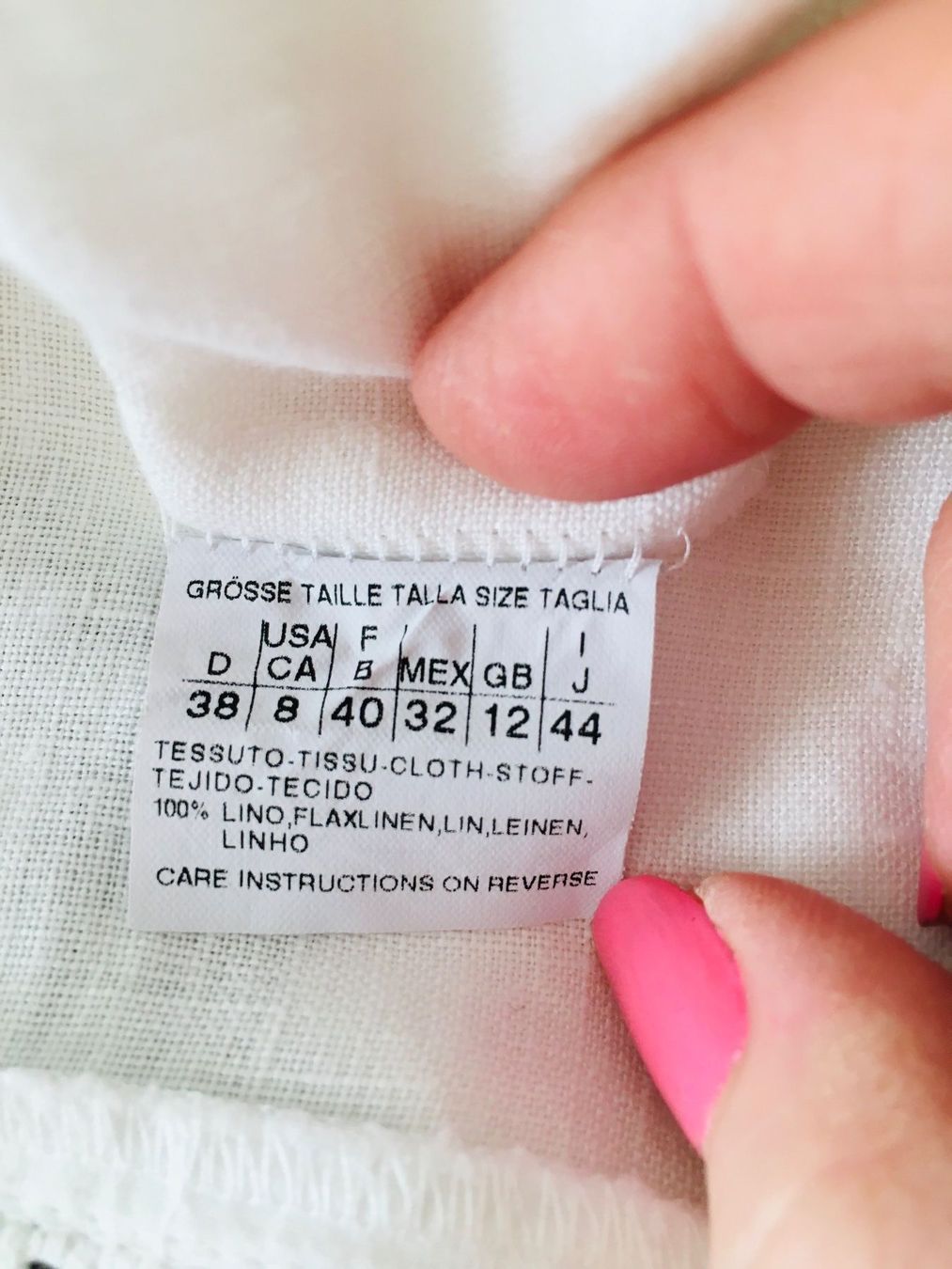 Camicette: Wunderschöne lange weisse Bluse aus Leinen mit Glasperlen – Usato da Bern venduto da Smile-2707 5