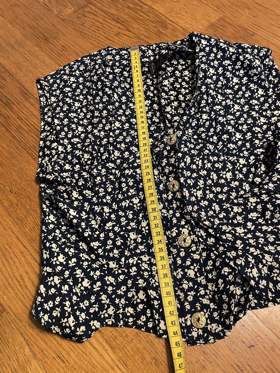 Blusen: Kurze Bluse – Gebraucht aus Zürich von silab69 3