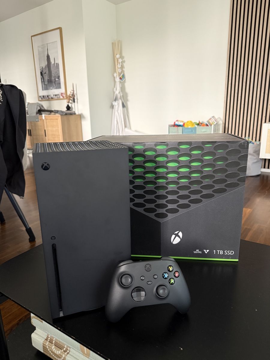 Microsoft Consoles: Xbox Serie X – Neuf (Voir description) à Villmergen par ivancitomm99