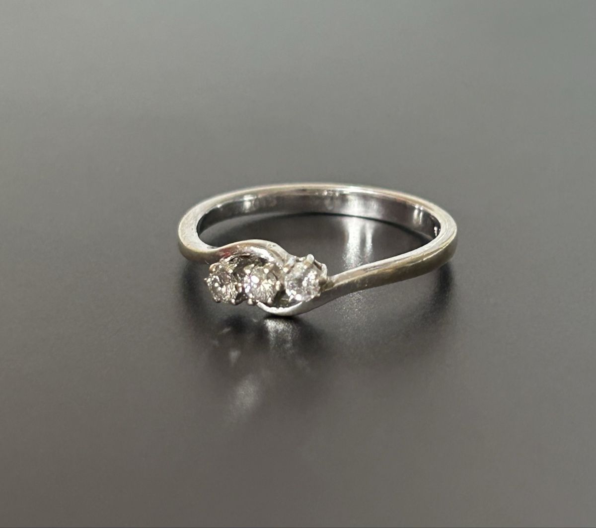Ringe: Bague 750 avec diamants – Gebraucht aus Zürich von malia. 4