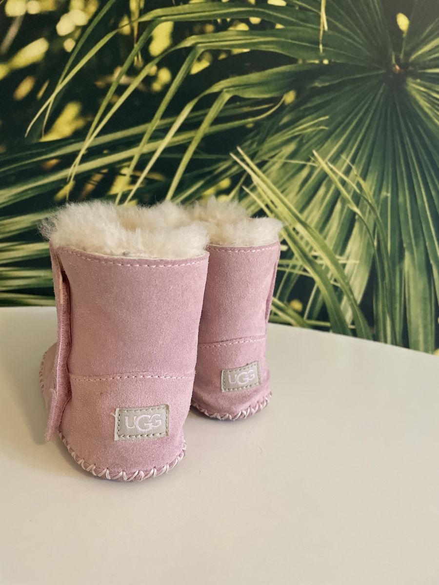 Ugg Schuhe für Jungen: ugg lamfell stiefel – Gebraucht aus Oberwil b. Zug von gone_minimal 1